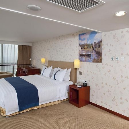 Holiday Inn Express Tianjin Dongli, An Ihg Hotel Bagian luar foto